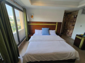 Intellectual Inn - Spring North Ph7 Bahria Town